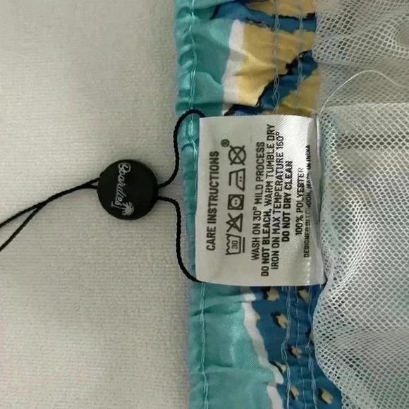 Boardies men’s swim trunks size M, 5” inseam, NWOT, bundle and save - Picture 6 of 6